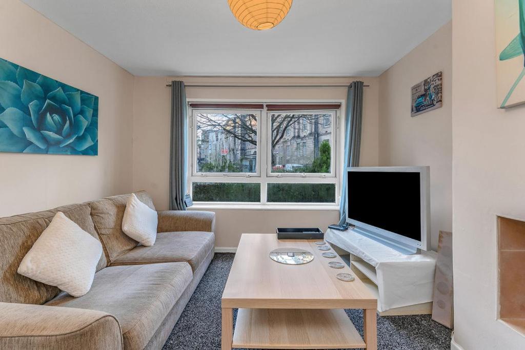 Edinburgh City Centre Aishia/Sakina Apartment Dış mekan fotoğraf