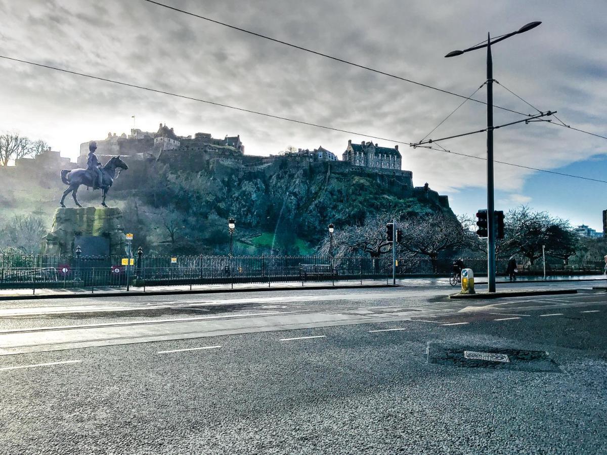 Edinburgh City Centre Aishia/Sakina Apartment Dış mekan fotoğraf